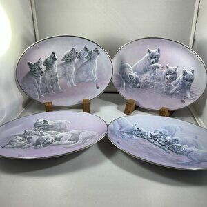 Plates 9-12 -  Bradford Exchange Arctic Wolf Collector Plates With Certificates